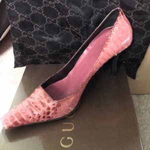 Gucci Shoes - Pink Alligator TOM FORD GUcci Pump Gucci Shoes - Pink Alligator TOM FORD GUcci Pump
